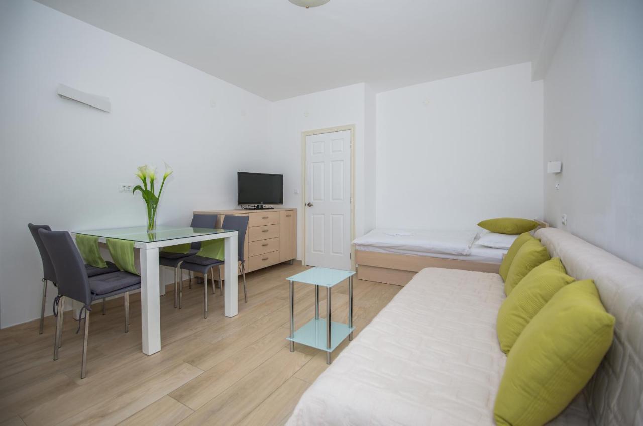 Apartments Beach Makarska Ngoại thất bức ảnh