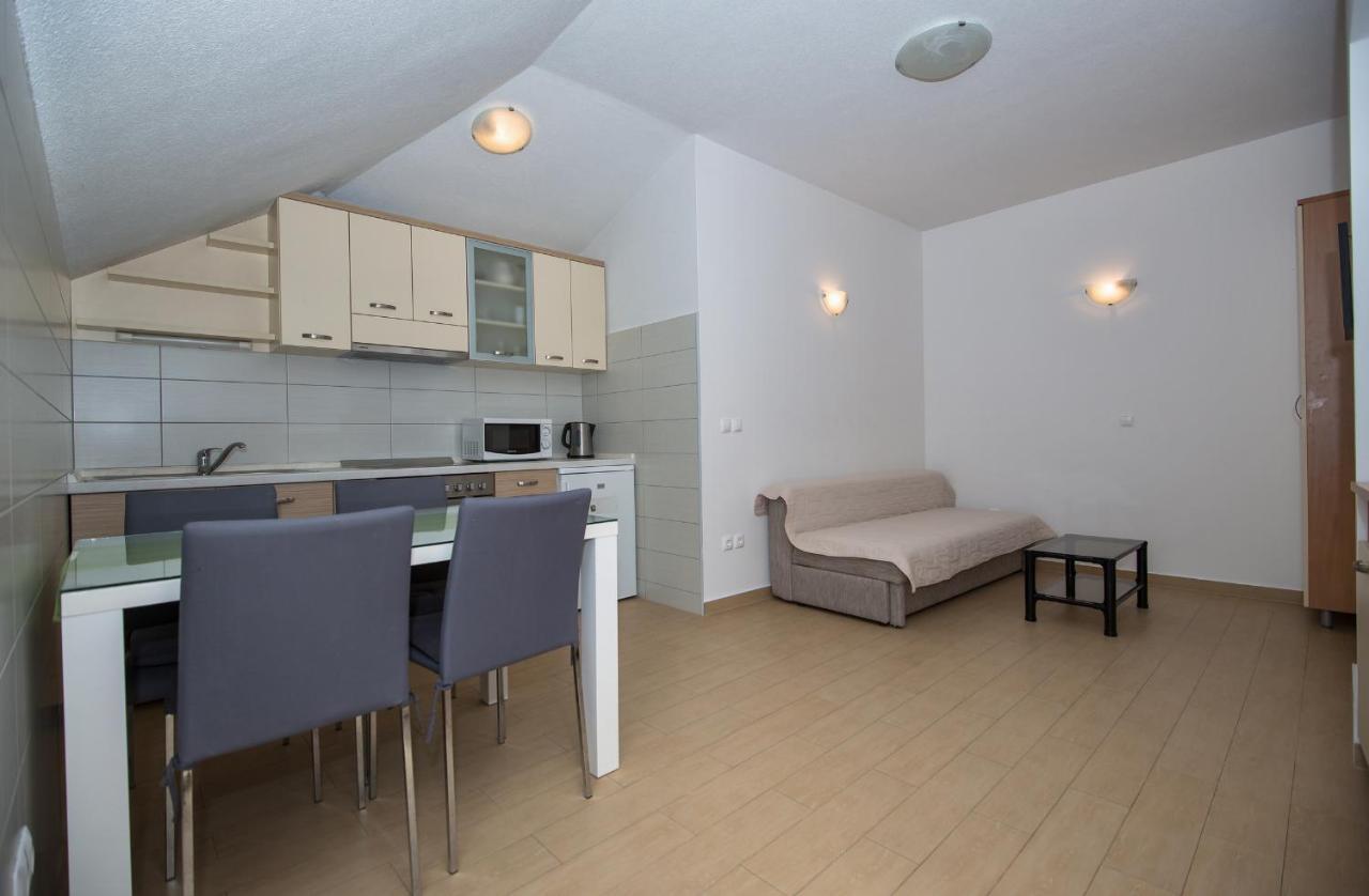 Apartments Beach Makarska Ngoại thất bức ảnh