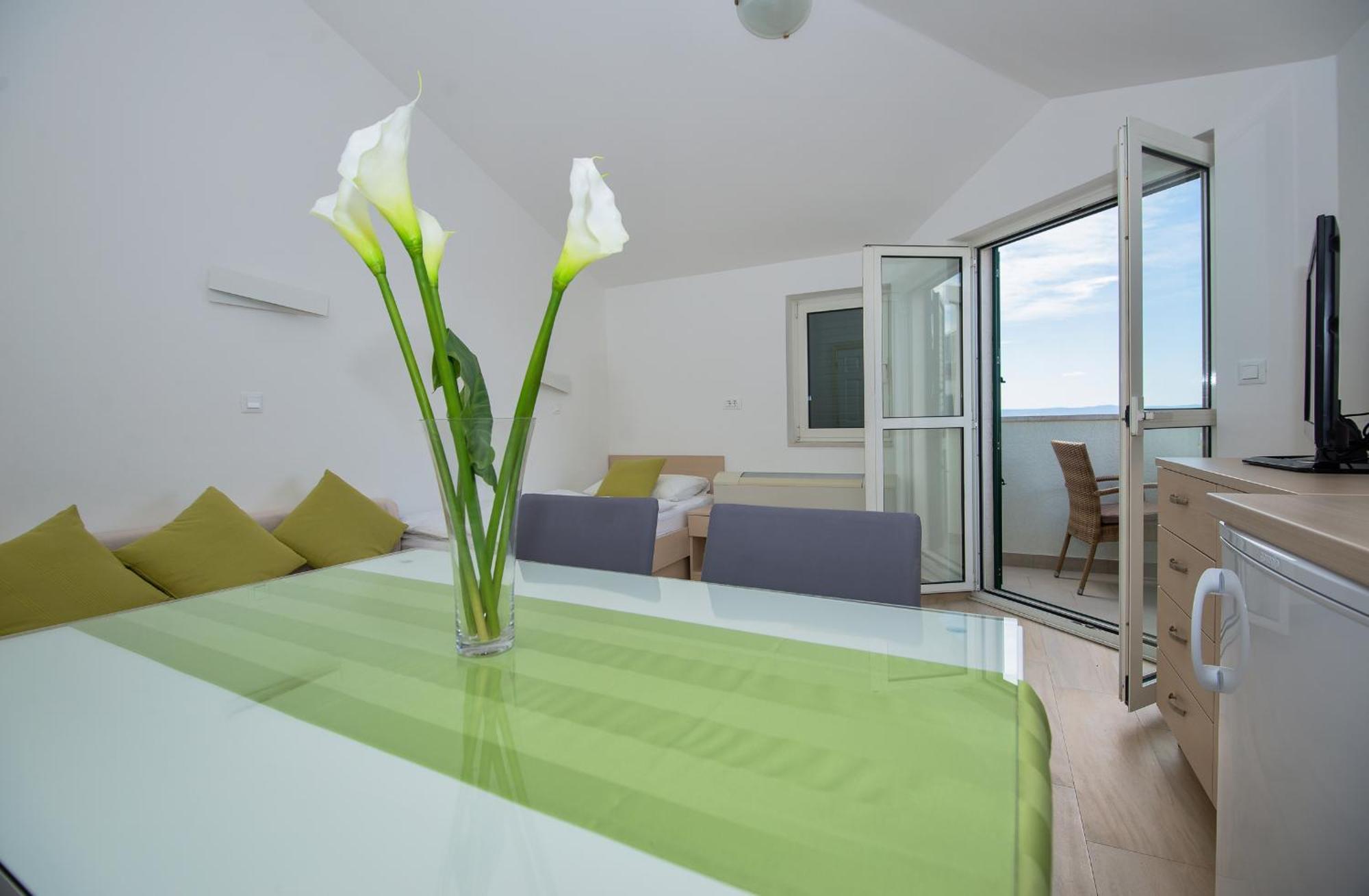 Apartments Beach Makarska Ngoại thất bức ảnh
