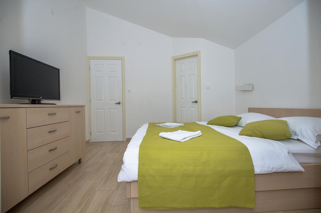 Apartments Beach Makarska Phòng bức ảnh