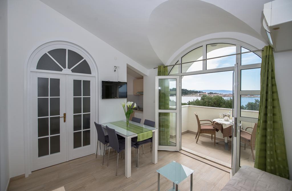 Apartments Beach Makarska Phòng bức ảnh